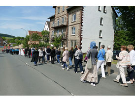 Bittprozession an Pfingstmontag (Foto: Karl-Franz Thiede)